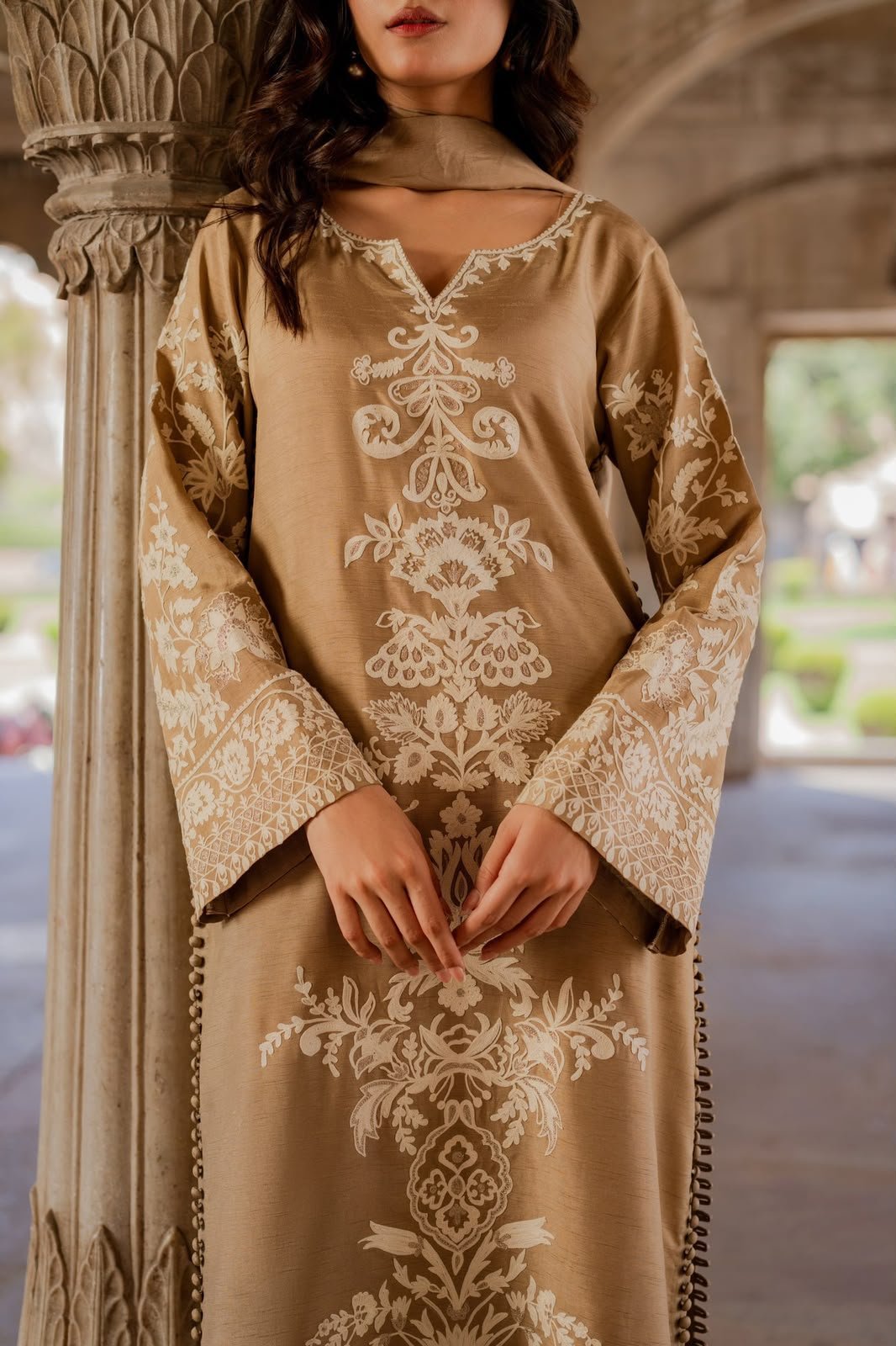 SILK EMBROIDERY DRESS
